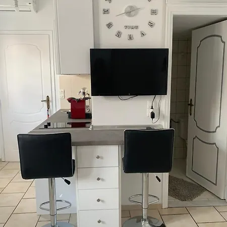 Dominik 2 Appartement *